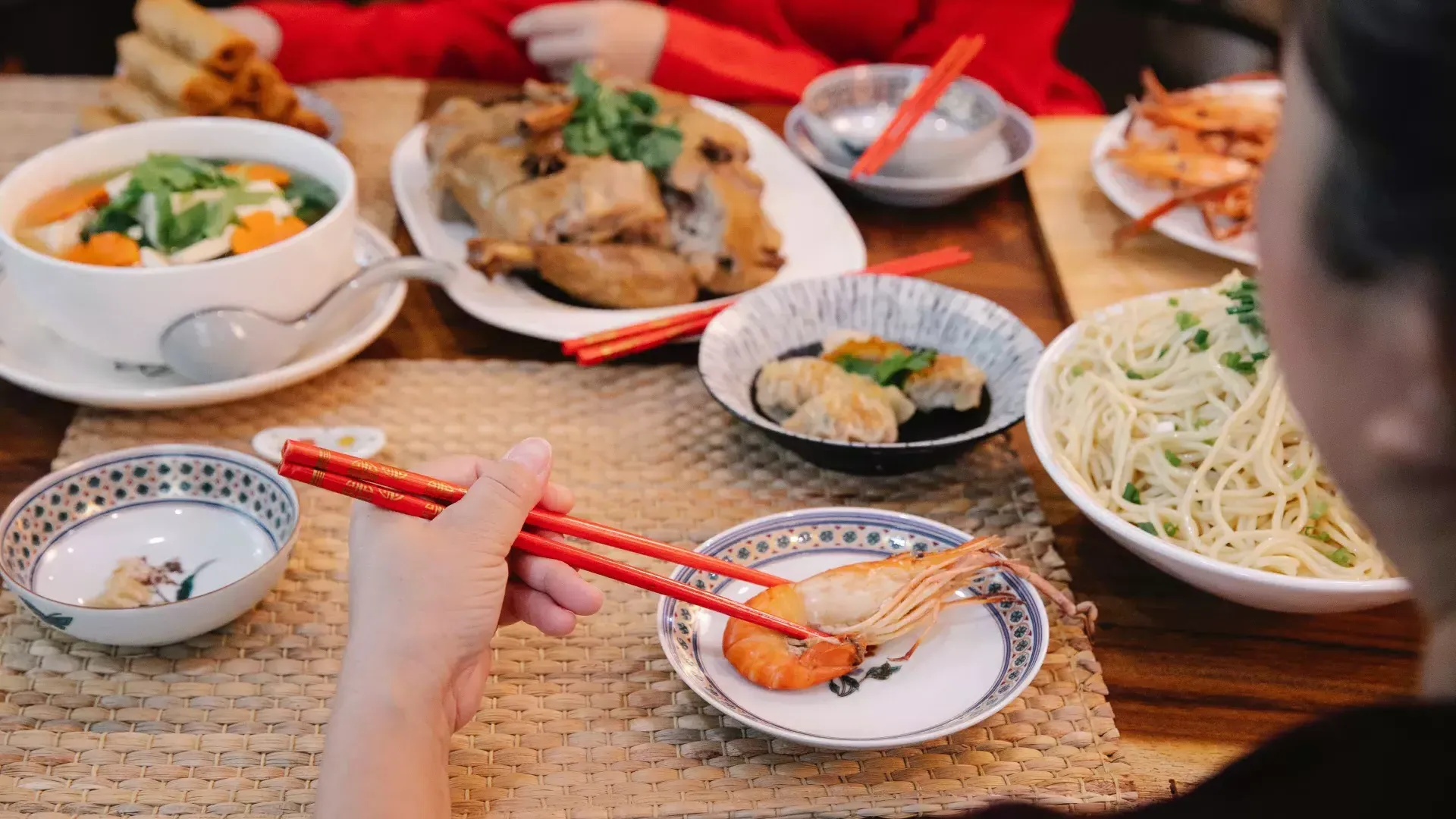 餐桌上的中国菜